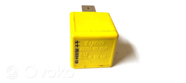 Opel Meriva A Other relay 90226846