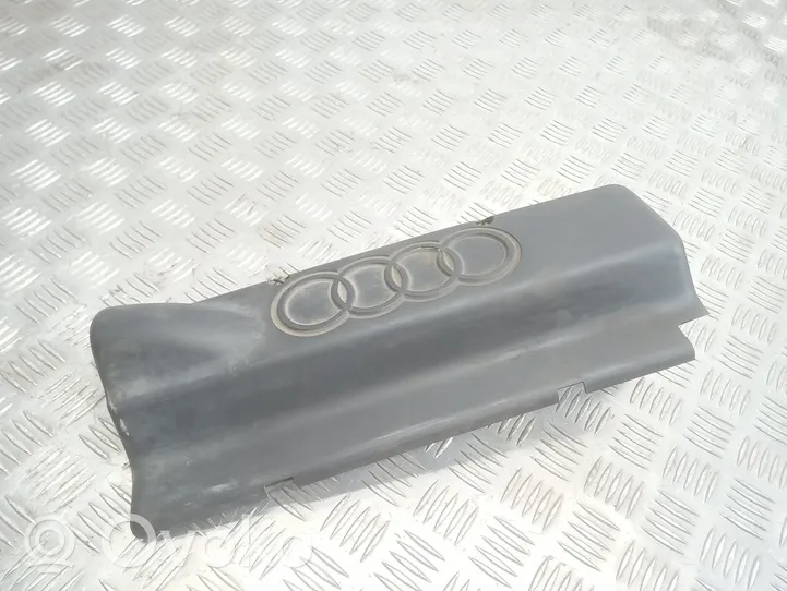 Audi A4 S4 B5 8D Engine cover (trim) 050103935