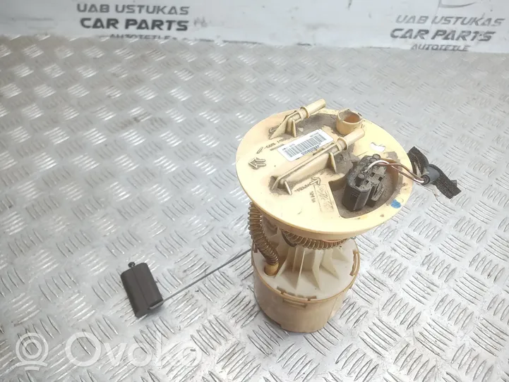 Mazda 3 I Capteur niveau de carburant D0040206AF