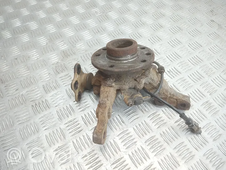 Opel Meriva A Front wheel hub spindle knuckle 