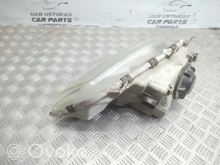 Volkswagen Sharan Lampa przednia 0301048302