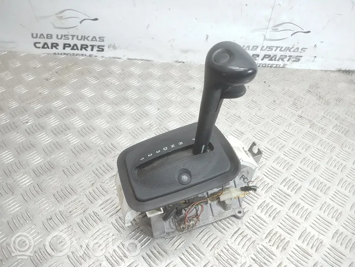 Opel Vectra B Ātrumu pārslēgšanas mehānisms (kulise) (salonā) 90372930