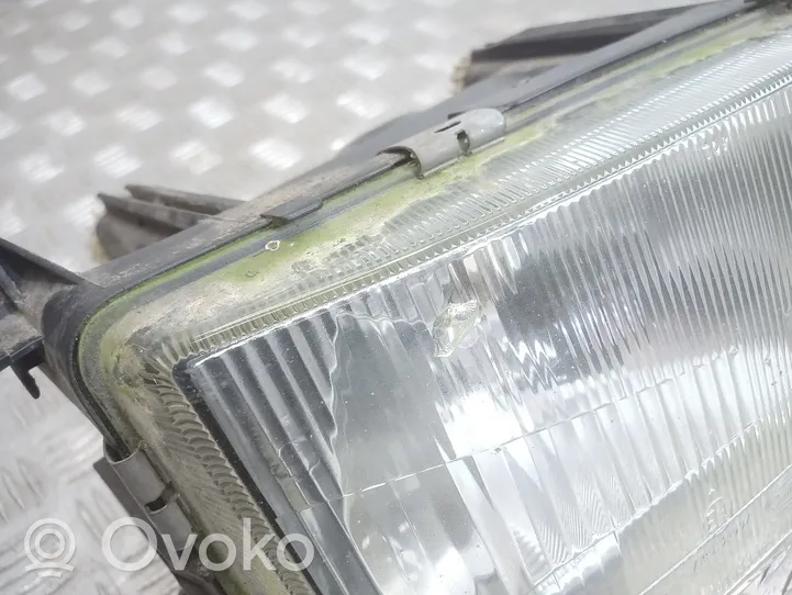 Volkswagen PASSAT B3 Lampa przednia 