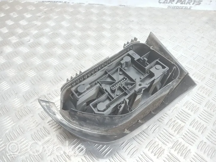 Renault Clio I Lampa tylna 7700796118