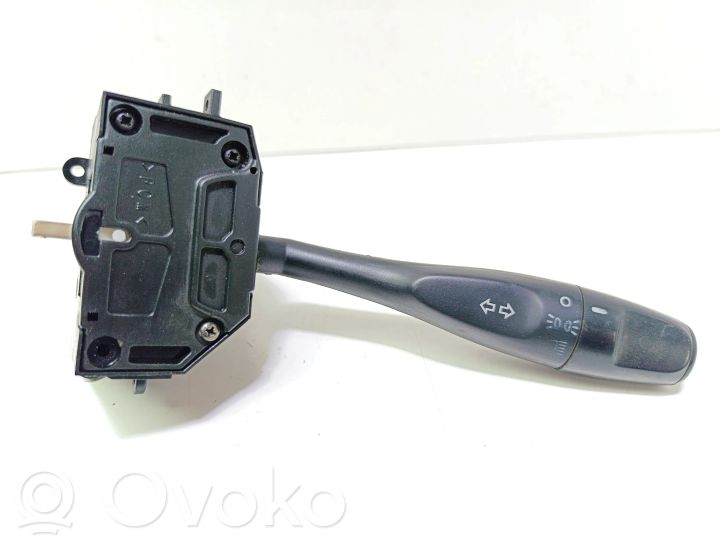 Feu Clignotant Droit (Côté Passager) Mitsubishi Spacestar 98-02