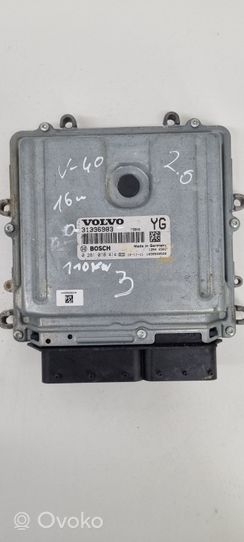 Volvo V40 Cross country Engine control unit/module 31336983