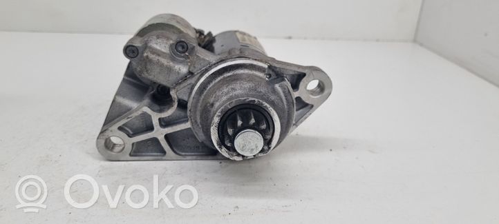 Volkswagen Polo V 6R Käynnistysmoottori 02T911023R