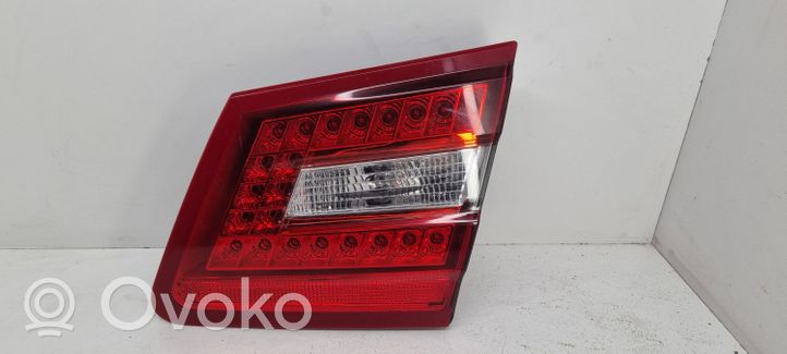 Mercedes-Benz E W212 Tailgate rear/tail lights 2128201064