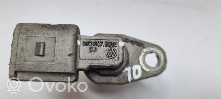 Volkswagen Polo V 6R Czujnik pozycji wału rozrządu 030907601E