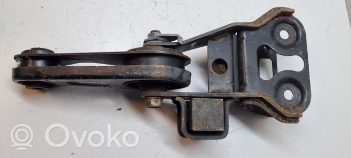 Toyota Prius (XW20) Supporto della scatola del cambio 