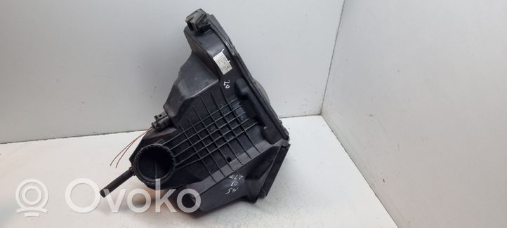 Audi A5 8T 8F Boîtier de filtre à air 8K0133837B