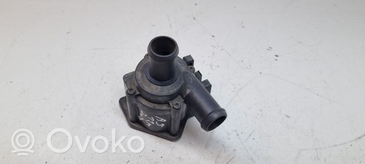 Audi A5 8T 8F Pompe à eau de liquide de refroidissement 8K0965561A