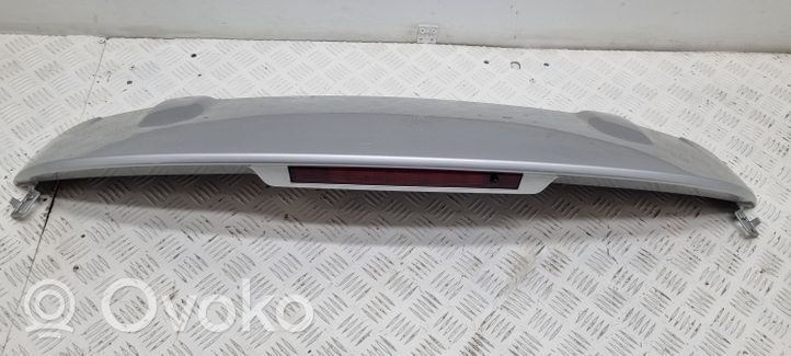 Renault Clio IV Takaluukun/tavaratilan spoileri T0000112993