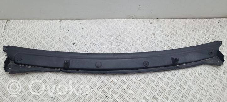 Nissan Primastar Podszybie przednie 8200229873