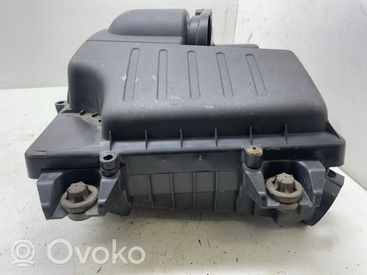 Nissan Primastar Obudowa filtra powietrza 8200467321