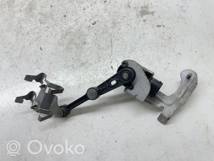 Mercedes-Benz C W205 Sensore di livello altezza posteriore sospensioni pneumatiche A0009053704