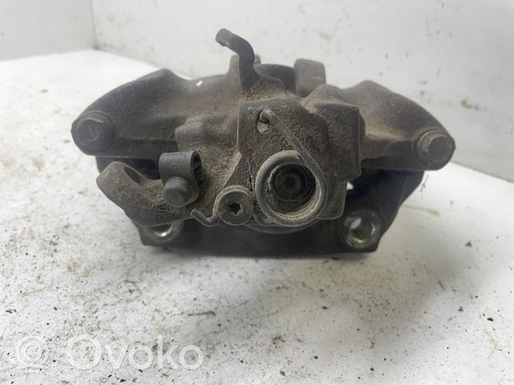 Citroen C5 Zacisk hamulcowy przedni 0204Y01083