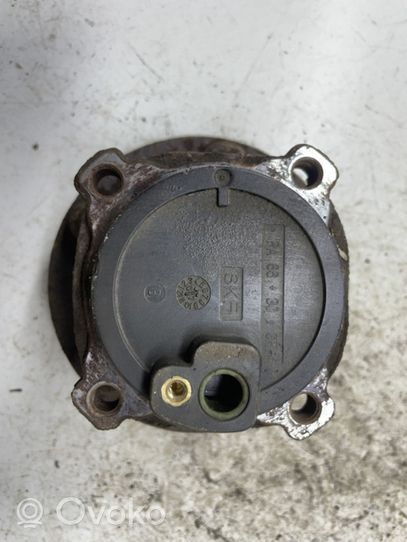 Volvo C70 Rear wheel hub 