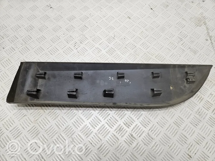 Renault Scenic III -  Grand scenic III Takaoven lista (muoto) 828760009R