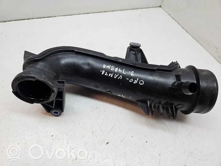 Renault Trafic III (X82) Turbo air intake inlet pipe/hose 165752889R