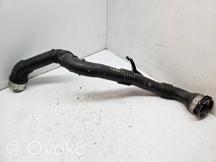 Nissan Qashqai Välijäähdyttimen letku 144602443R