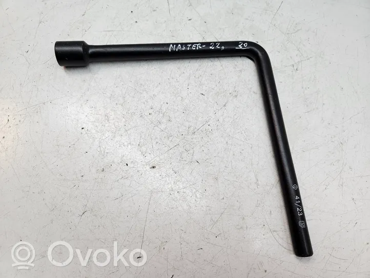 Renault Master III Wheel nut wrench 