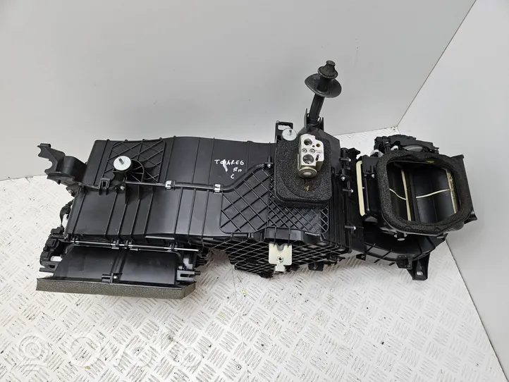 Volkswagen Touareg II Interior heater climate box assembly 7P1820005L