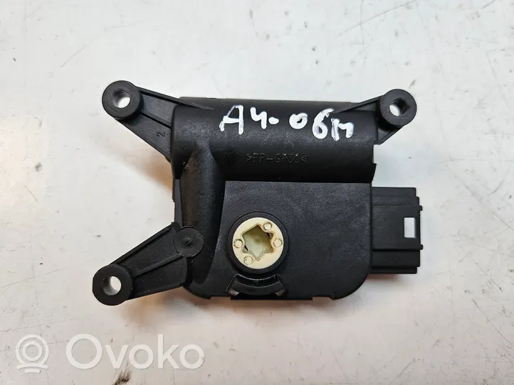 Audi A4 S4 B7 8E 8H Moteur / actionneur de volet de climatisation 8E1820511F