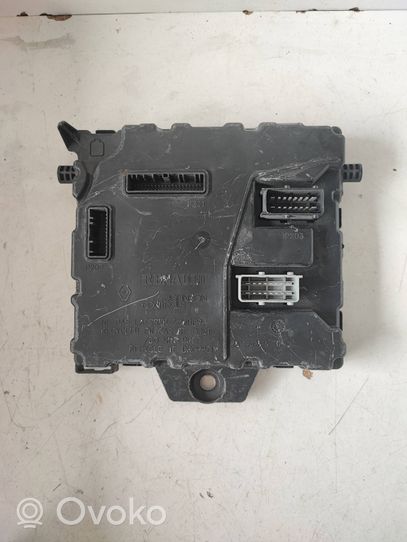 Renault Master III Comfort/convenience module 284B18927R