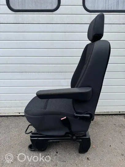 Opel Movano B Front passenger seat 