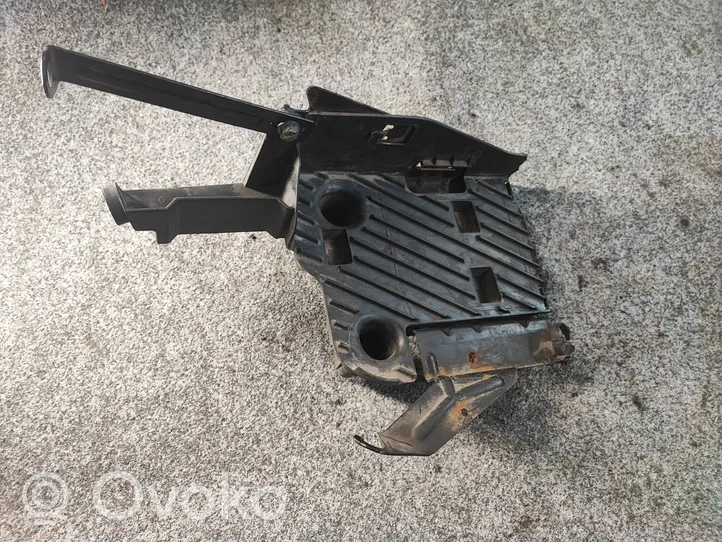 Renault Scenic I Vassoio scatola della batteria 8200036494