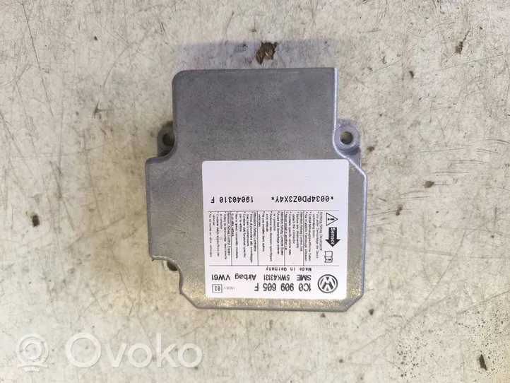 Volkswagen Multivan T5 Module de contrôle airbag 1C0909605F