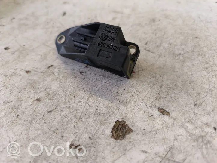 Volkswagen Multivan T5 Airbagsensor Crashsensor Drucksensor 6Q0909606