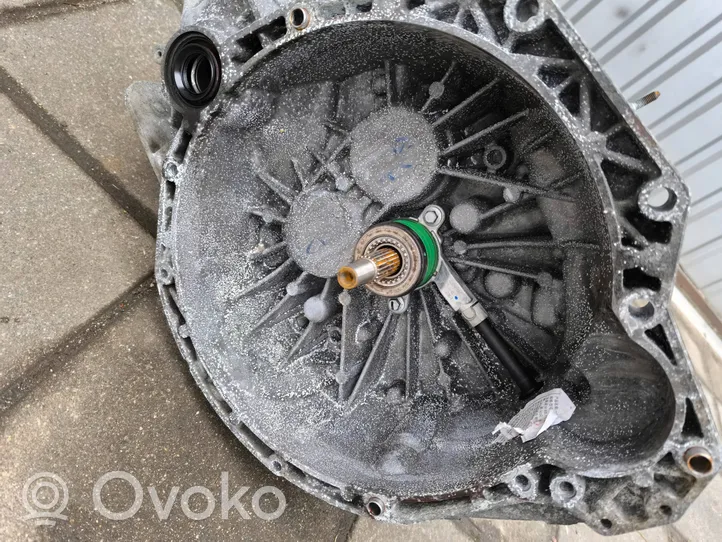 Opel Vivaro 6 Gang Schaltgetriebe BVR546206