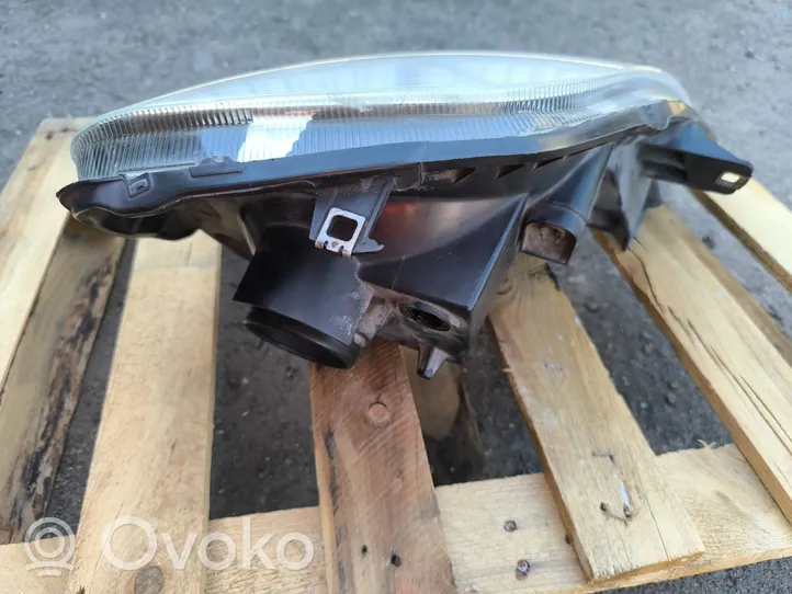 Renault Trafic II (X83) Headlight/headlamp 8200701354