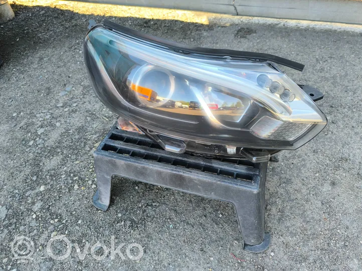 Toyota Proace Headlight/headlamp 90197130