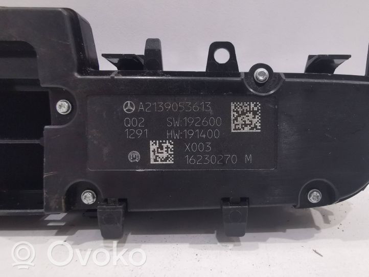 Mercedes-Benz C W205 Console centrale, commande de multimédia l'unité principale A2139053613