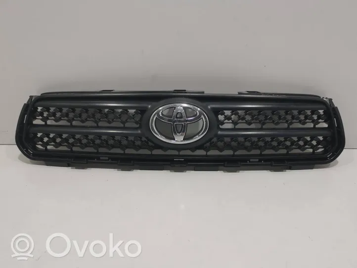 Toyota RAV 4 (XA40) Etupuskurin ylempi jäähdytinsäleikkö 53101-42150