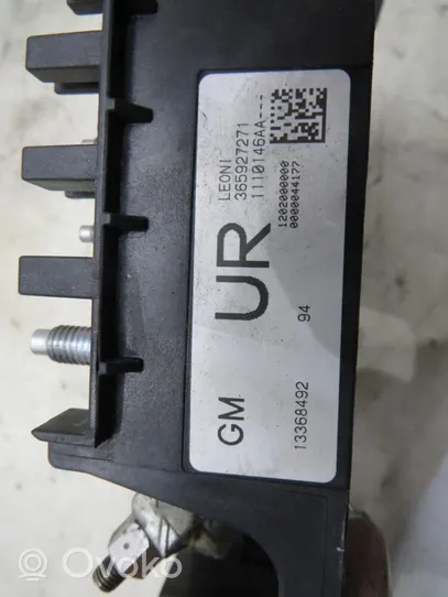 Opel Zafira C Cable positivo (batería) 13368492