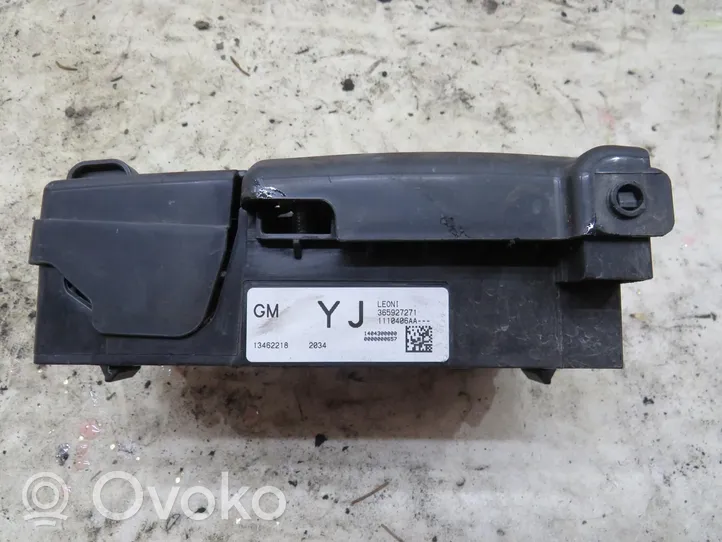 Opel Zafira C Cable positivo (batería) 13462218