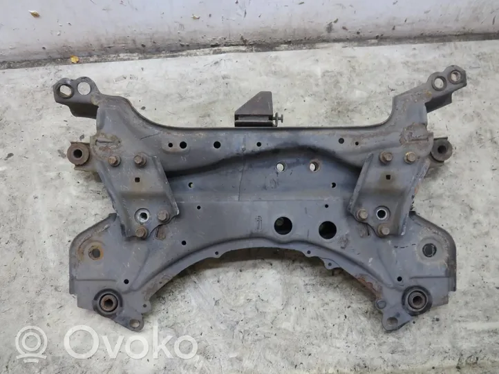 Toyota Avensis T270 Front axle beam 