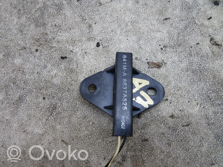 Audi A7 S7 4G Antena wewnętrzna 8637A525