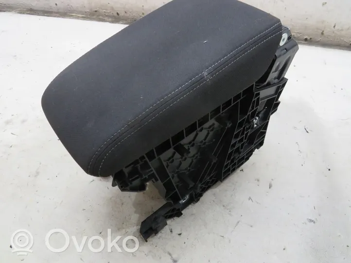 Volkswagen PASSAT B8 Podłokietnik tunelu środkowego 3G0857100