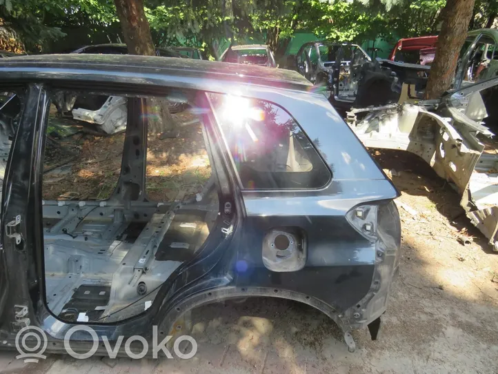 Suzuki Vitara (LY) Carrosserie quartier arrière 