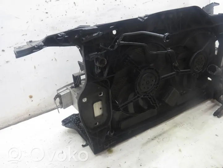 Audi Q5 SQ5 Pannello di supporto del radiatore 