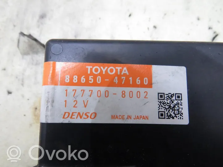 Toyota Prius (XW30) Air conditioner control unit module 88650-47160