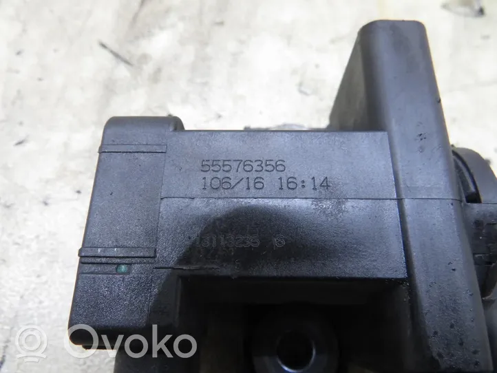 Opel Zafira C Valve vacuum 55576356