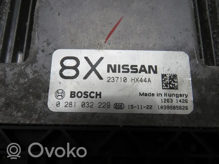 Nissan X-Trail T32 Komputer / Sterownik ECU silnika 23710HX44A
