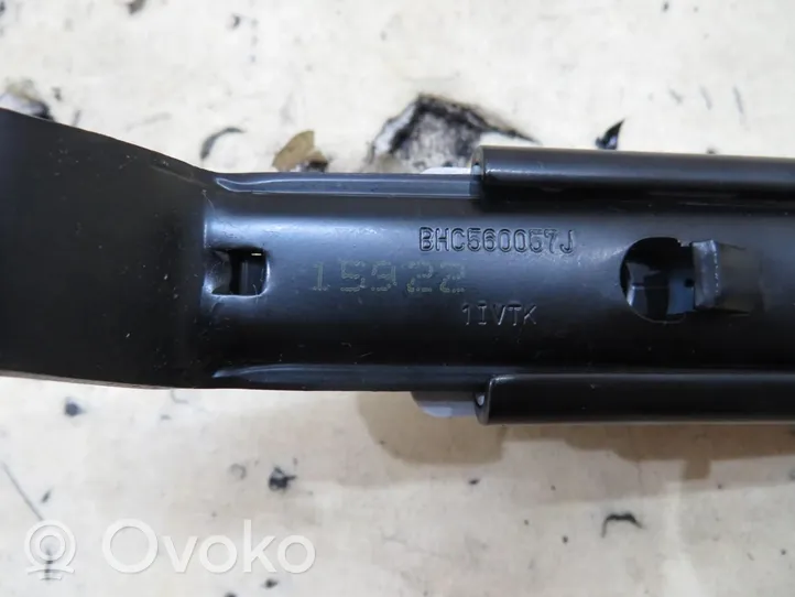 Suzuki Vitara (LY) Rail de réglage hauteur de ceinture de sécurité BHC560057J