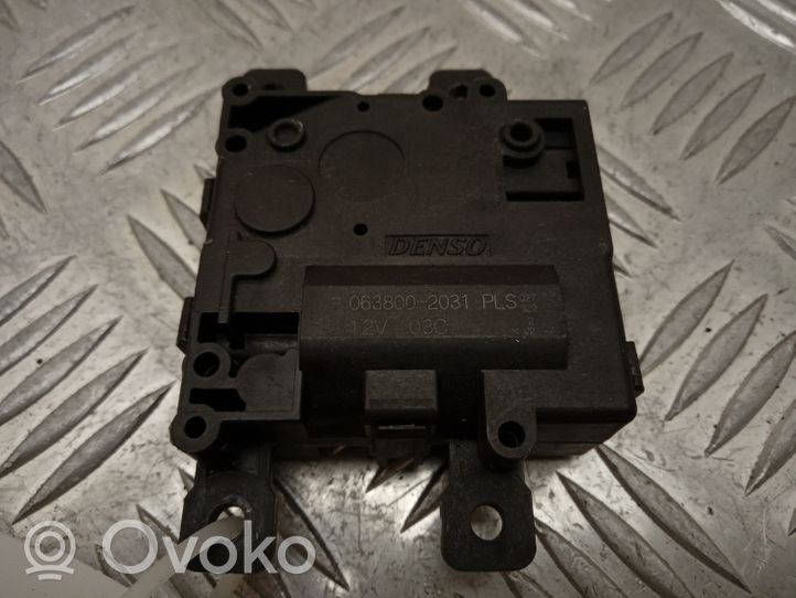 Lexus RX 450H Silniczek nagrzewnicy 0638002031